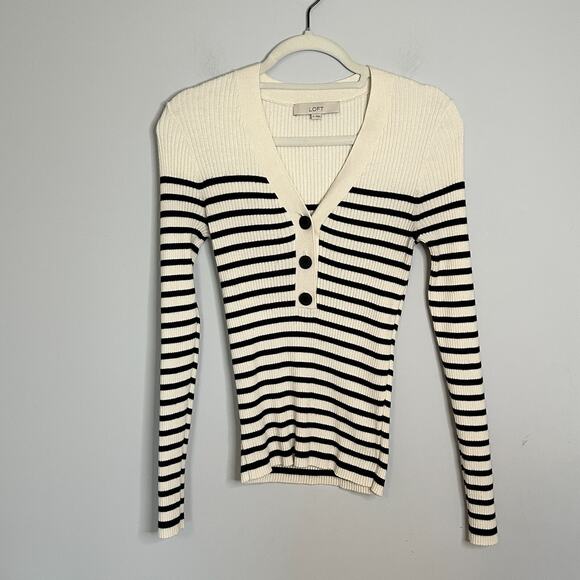 Loft Henley Sweater Womens Medium Fitted Button Striped Black & White Soft Knit - Picture 1 of 8